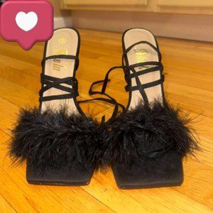 Brand New Sz. 9 Black Heel with feathers (still in duster bag)